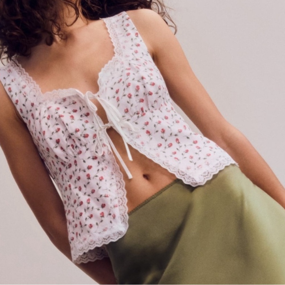 reformation Rosalie linen top red floral